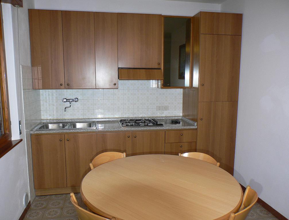 Villa Rosy Lignano Sabbiadoro Buitenkant foto