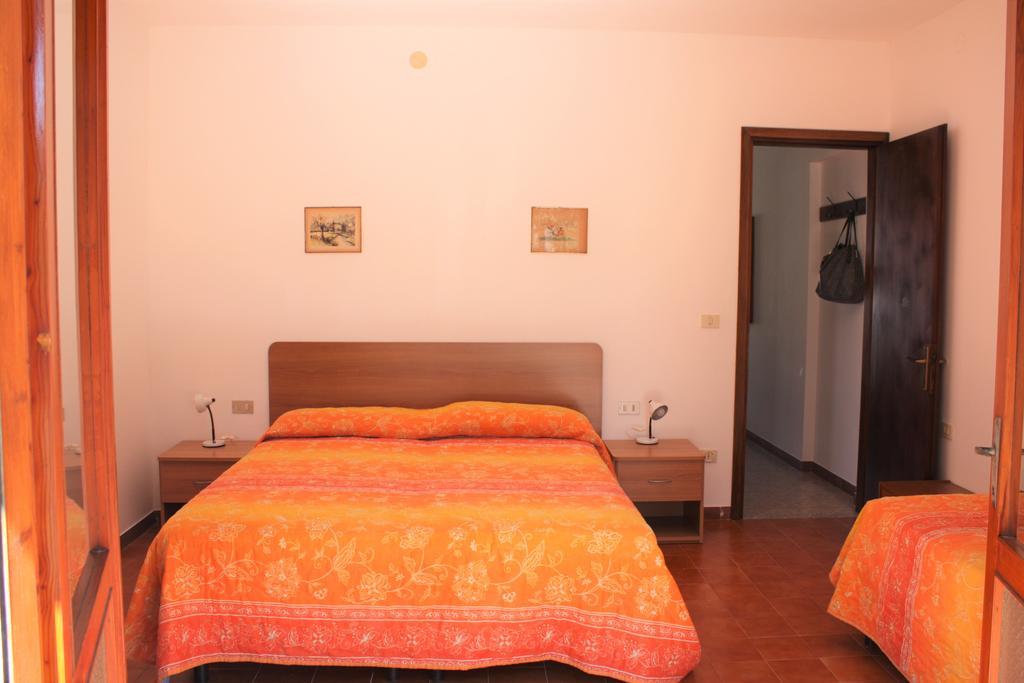 Villa Rosy Lignano Sabbiadoro Buitenkant foto